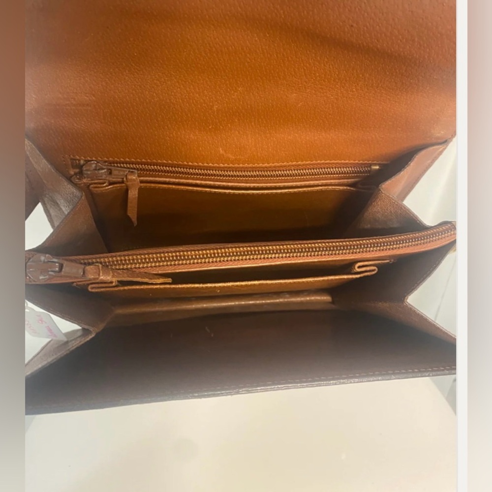 LV - Picture 6 of 11